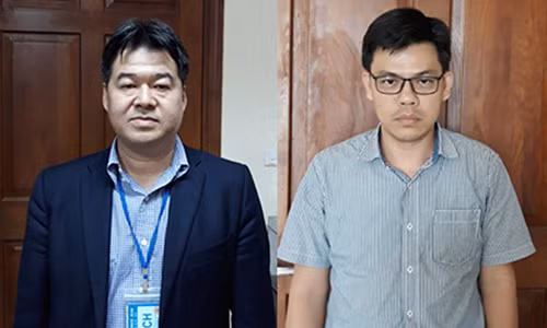 Bị can Nguyễn Hoài Giang (trái) và bị can Phạm Xuân Quang (phải). Ảnh: Bộ Công an.