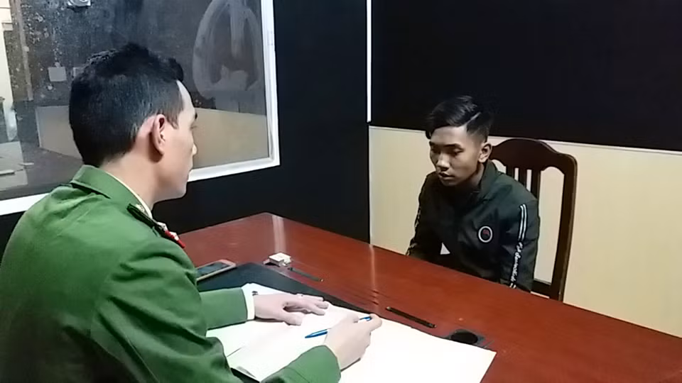 Nghi pham rai dinh tren cau vuot bien dai nhat Viet Nam khai gi?