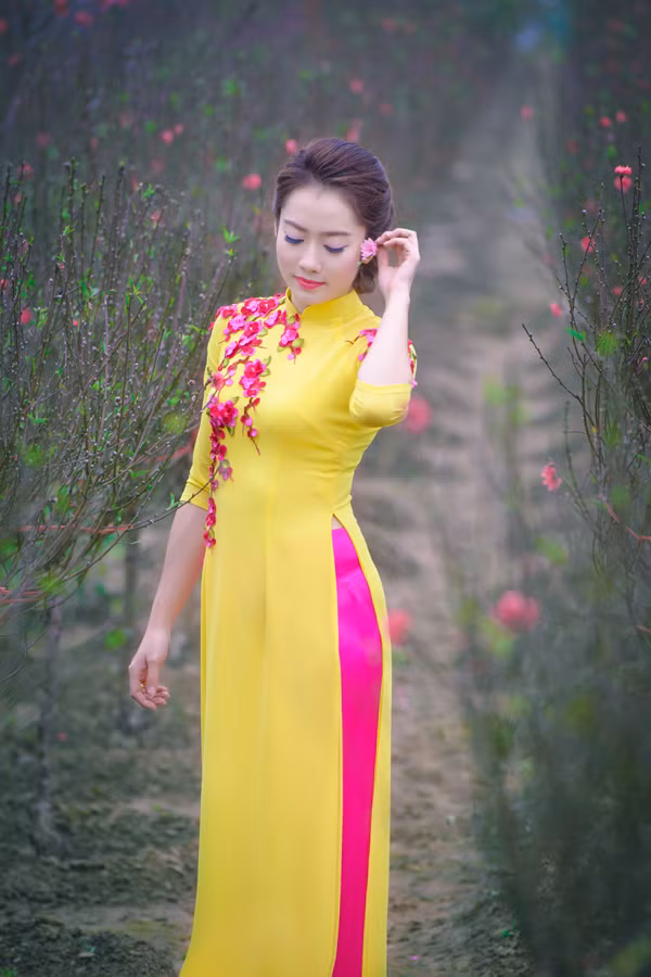 Với nhan sắc, sự năng động và tính cách dễ gần, đáng yêu, Kệt Kê Sỏn đã trở thành Á khôi 2 của cuộc thi Tài hoa duyên dáng Đại học Dược năm 2014.