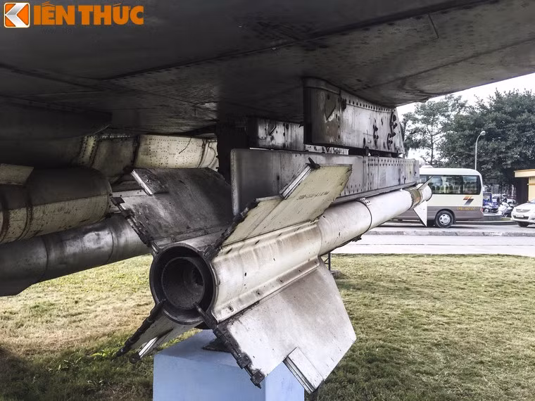 Có thể coi đây là một kỳ tích của Không quân Việt Nam, nhất là trong suốt thời gian được biên chế trong Không quân Mỹ tới nay, chỉ có duy nhất tiêm kích MiG-21 của Không quân Việt Nam bắn rơi được máy bay B-52 của Mỹ trong tình trạng giao tranh trực tiếp. Có thể coi đây là một kỳ tích của Không quân Việt Nam, nhất là trong suốt thời gian được biên chế trong Không quân Mỹ tới nay, chỉ có duy nhất tiêm kích MiG-21 của Không quân Việt Nam bắn rơi được máy bay B-52 của Mỹ trong tình trạng giao tranh trực tiếp.