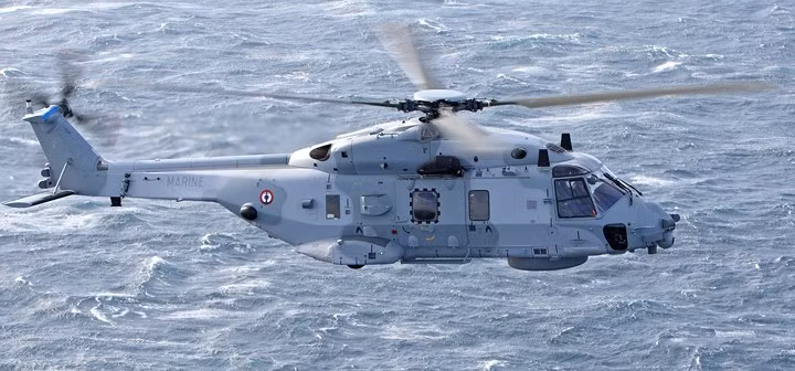 NH90 có khả năng chuyên chở khoảng 20 binh sĩ. Tốc độ tối đa 300km/giờ; độ cao hoạt động gần 3.000m. Ảnh: Airbus.
