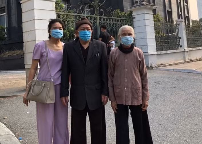 Con dau khai tu cha me chong: Vi sao Cong an huy quyet dinh khoi to vu an?