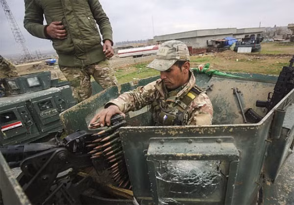 Công tác chuẩn bị cho chiến dịch giải phóng Tây thành phố Mosul từ tay nhóm IS đang được thúc đẩy. Ảnh FNA