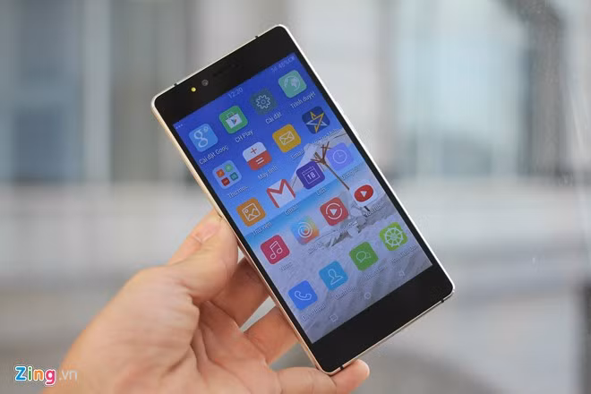 Mobiistar Prime Xense được trang bị khung kim loại nguyên khối với 2 mặt kính bảo vệ. Model này khiến người ta liên tưởng nhiều đến mẫu những model cao cấp gần đây của Sony.