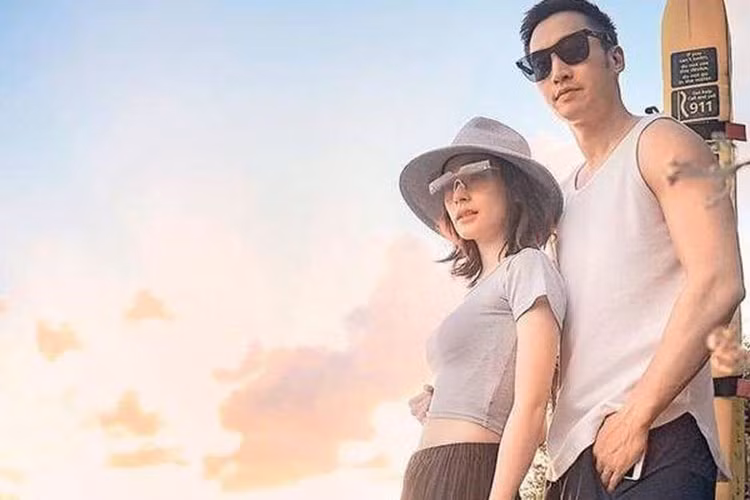 Lại Hoằng Quốc là một bác sĩ phụ khoa người Đài Loan rất điển trai. Ảnh: Weibo