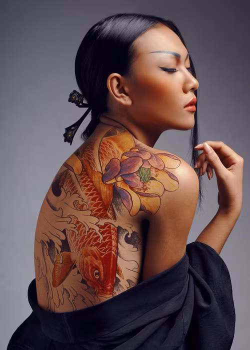 Diệu Huyền cũng là một trong số những mỹ nhân Việt làm người mẫu cho môn nghệ thuật body painting. Ảnh: Laodong
