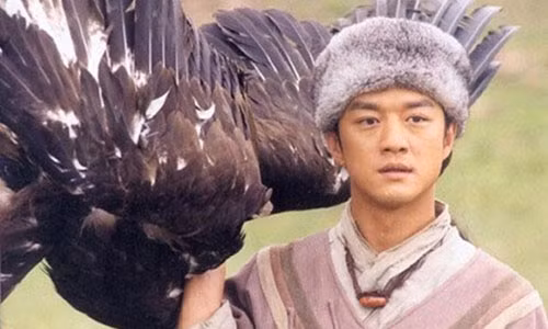 Lý Á Bằng thể hiện vai Quách Tĩnh trong "Anh hùng xạ điêu" 2003.