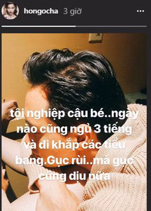 Hot Face sao Việt 24h: Trên trang cá nhân, Hồ Ngọc Hà chia sẻ hình ảnh Kim Lý mệt mỏi vì chỉ được ngủ 3 tiếng mỗi ngày khi đi lưu diễn cùng cô ở Mỹ.