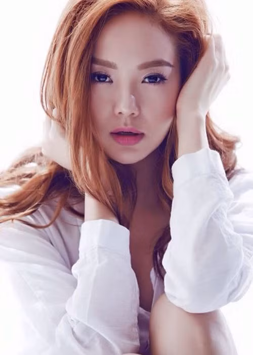 Với Minh Hằng, cô xuất thân là diễn viên, ca sĩ. Khả năng diễn xuất, ca hát được đánh giá cao nhưng Minh Hằng lại không có chuyên môn người mẫu. Ảnh: BTC