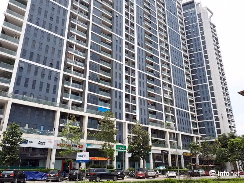 Tình trạng mất nước, thiếu nước sinh hoạt, nước bẩn không đảm bảo… đã và đang diễn trong những ngày đầu mùa hè này tại chung cư TSQ Euroland ở phường Mộ Lao, Hà Đông (Hà Nội). Ảnh: Minh Thư