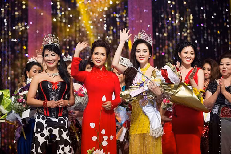 Huỳnh Tiên từng tham gia cuộc thi Hoa hậu Phụ nữ người Việt Thế giới năm 2015. Ảnh: Zing