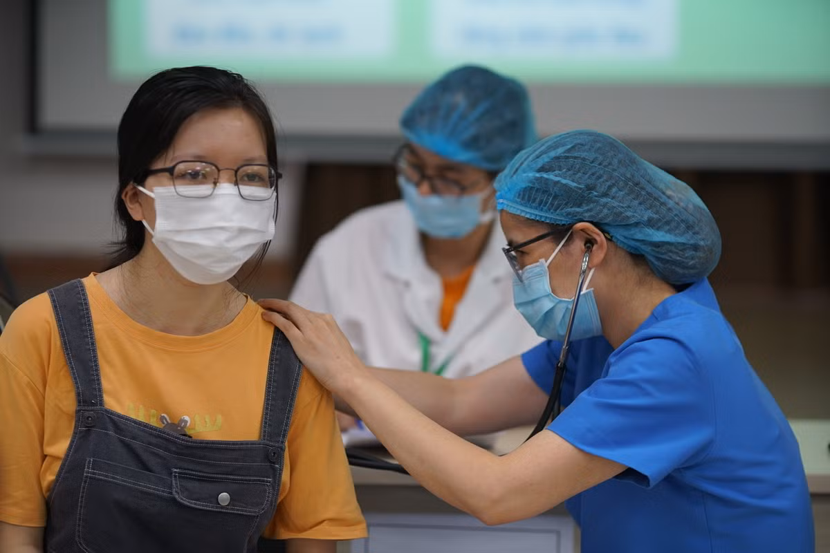 Trước đó, Viện đã thực hiện an toàn hàng chục ngàn mũi tiêm cho người dân trên địa bàn và chưa ghi nhận trường hợp phản ứng nào.