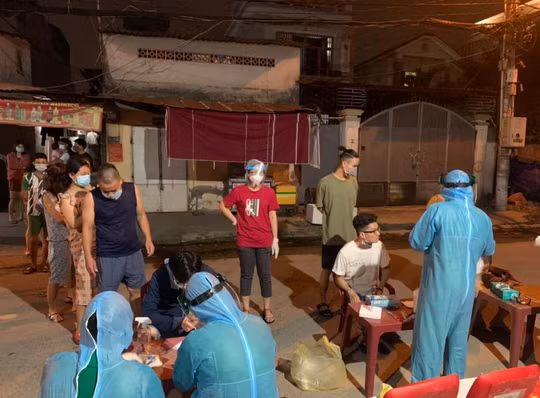 Xu ly nghiem tham nhung, tieu cuc trong mua sam thuoc, sinh pham phong chong Covid-19