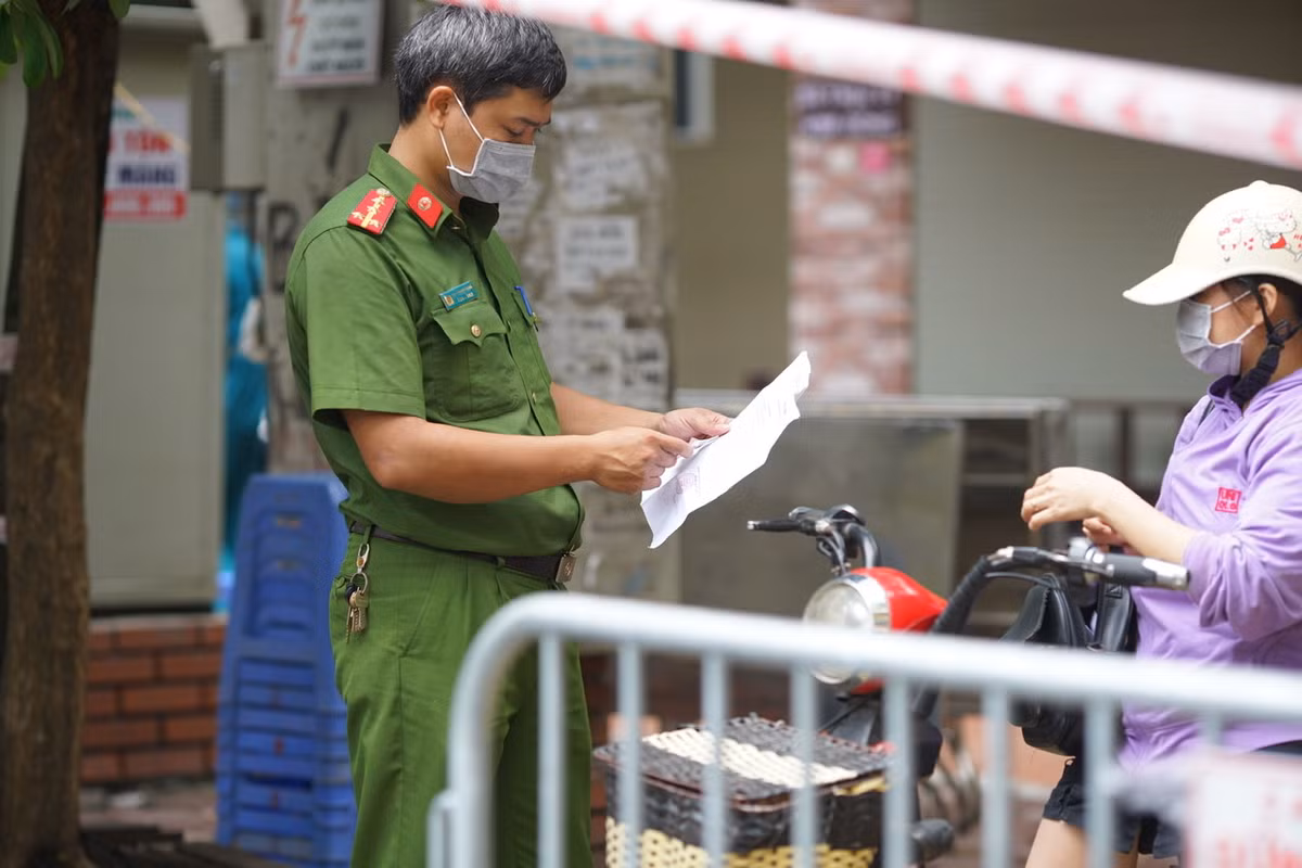 Ha Noi kiem tra lich truc co quan dip nghi Le Quoc khanh