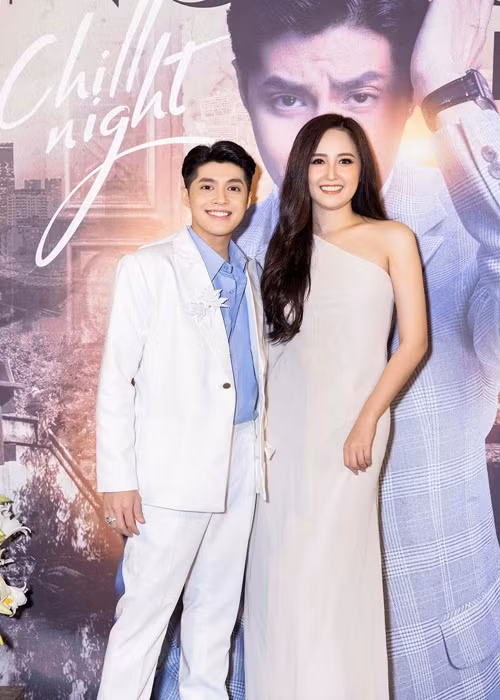 Mai Phương Thúy từng được cho là hẹn hò Noo Phước Thịnh. Năm 2018, khi tham gia một talkshow, chính Noo Phước Thịnh xác nhận từng có 6 năm yêu nàng hậu. Về phía mình, Mai Phương Thúy chia sẻ úp mở: “Nếu một ngày tôi và Noo Phước Thịnh hẹn hò thì không giấu được ai đâu. Cũng không cần công bố đâu. Nhưng chúng tôi là bạn bè tốt mà, sao có thể hẹn hò được”. Ảnh: Tiền Phong