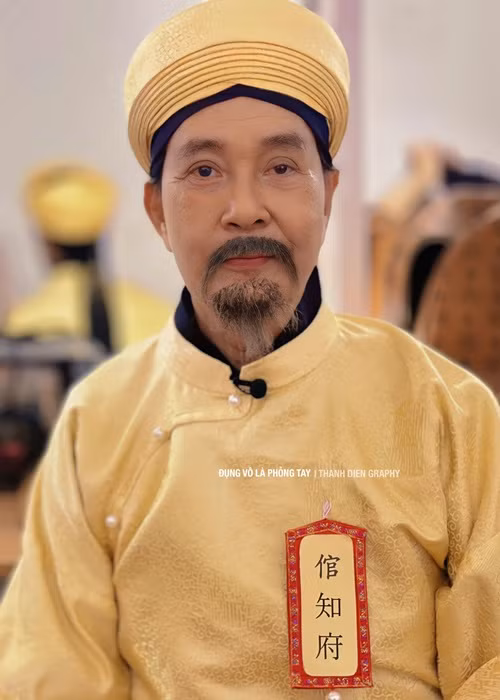 Ở tuổi ngoài 70, Thanh Điền miệt mài đóng phim, diễn kịch. Ảnh: FBNV