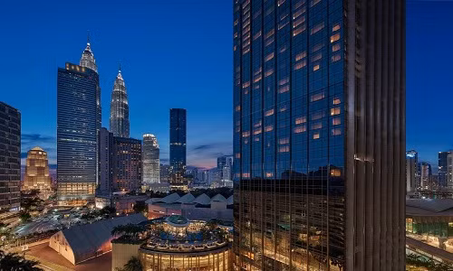 Grand Hyatt Kuala Lumpur là một khách sạn 5 sao ở Kuala Lumpur, Malaysia. Khách sạn chính thức khai trương ngày 24/8/2012. Đây là một phần của Hyatt Hotels Corporation và là thương hiệu Grand Hyatt đầu tiên được khai trương tại Malaysia.