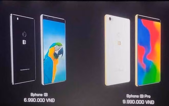 Trước đó, thông tin rò rỉ về smartphone Bphone thế hệ mới ra mắt sáng nay cho thấy có 2 phiên bản với tên gọi chính thức là Bphone 3 (bản trung cấp) và Bphone 3 Pro (bản cận cao cấp) với giá bán lần lượt là 6,99 triệu đồng và 9,99 triệu đồng. Ảnh: Dân Việt.