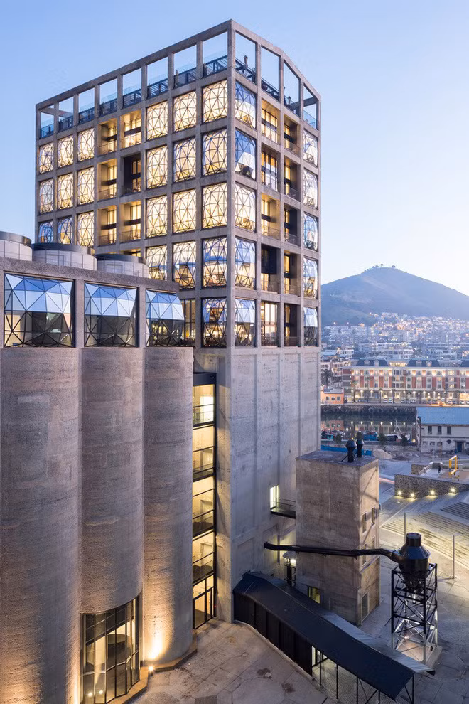 Bảo tàng nghệ thuật đương đại châu Phi Heatherwick Studio giành giải thưởng ở hạng mục Kiến trúc văn hóa.