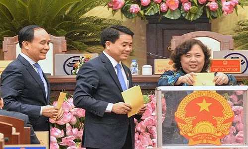 Ha Noi lay phieu tin nhiem 37 lanh dao chu chot