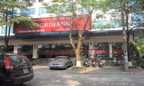 Ro tin don pha san, Ngan hang Agribank len tieng phu nhan