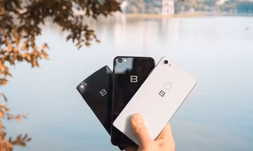 Bphone 3 vua ra mat hoanh trang, lam the nao de duoc mua uu dai?