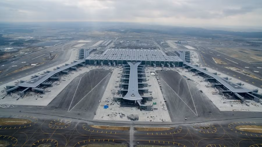 Trước mắt, sân bay Istanbul chỉ phục vụ các chuyến bay đến và đi từ một số địa điểm.
