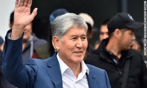 Tháng 12/2011, ông Atambayev được bầu làm Tổng thống Kyrgyzstan và giữ chức vụ này cho tới tháng 11/2017. Ảnh: CNN.