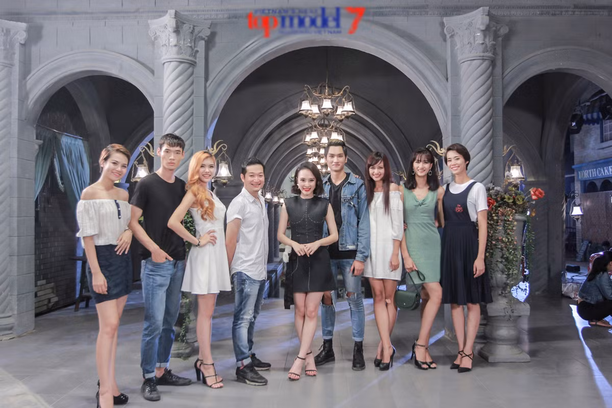 Làm sao để xử lý tình huống trọn vẹn nhất mà vẫn làm nổi bật cá tính riêng của mình. Câu trả lời sẽ xuất hiện trong tập 10 của VN's Next Top Model phát sóng vào 20 giờ, ngày 18/9.