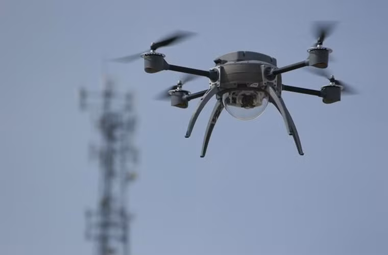 Không dừng tại đó, SOTF còn sở hữu nhiều loại phương tiện bay trinh sát không người lái (UAV) khác nhau từ mini UAV cho đến các UAV cỡ lớn như Heron I do Israel chế tạo.