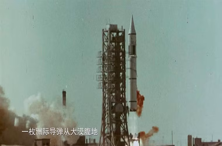 Trong khi đó chuyên gia quân sự Yin Zhuo của Trung Quốc lại cho rằng, bản báo cáo của Bộ Quốc phòng Mỹ đang thổi phồng các mối đe dọa từ Bắc Kinh. Trong khi đó nếu xét về công nghệ tên lửa Mỹ và Nga hoàn toàn vượt trội hơn so với Trung Quốc.