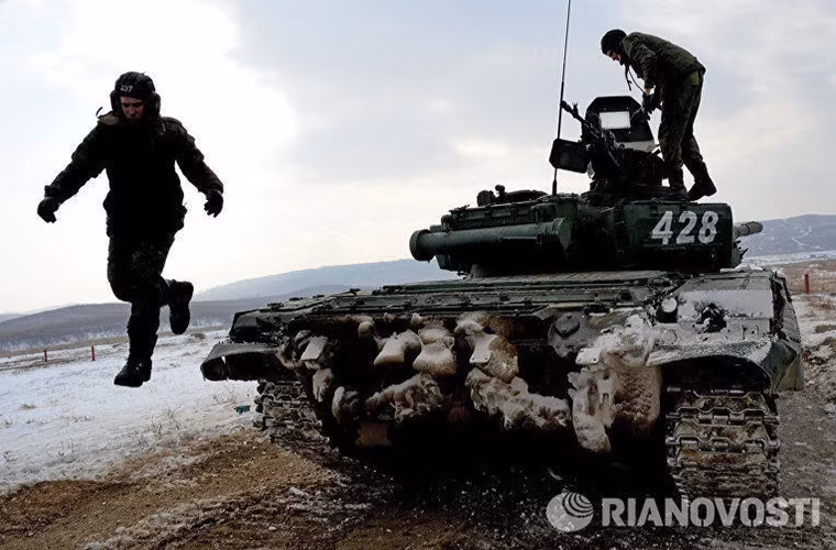Với hàng trăm đơn vị tăng thiết giáp trong Quân đội Nga thì vòng sơ loại cho Tank Biathlon – 2016 là điều cần thiết nhằm chọn ra đội xuất sắc nhất để tham gia cuộc thi quân sự lớn nhất thế giới này.
