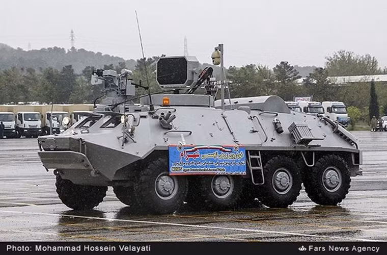 Theo Army Recognition, ngành công nghiệp quốc phòng Iran vừa tiếp tục cho giới thiệu một mẫu xe bọc thép thế hệ mới do nước này tự phát triển có tên gọi là "Shahram" và điều đặc biệt của mẫu xe này là nó được thiết kế để chống lại các loại vũ khí hạt nhân, phóng xạ, sinh học và hóa học (NRBC).