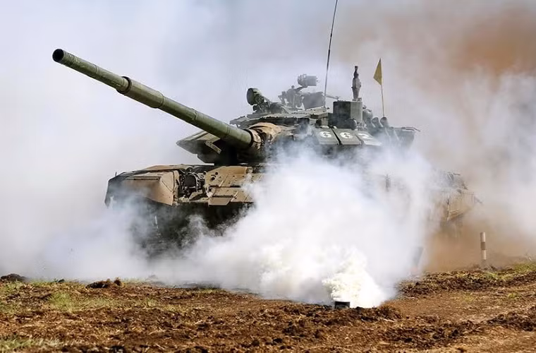 T-72B3 là biến thể hiện đại nhất của dòng xe tăng T-72 mà Quân đội Nga được trang bị, biến thể này được Nga đưa vào trang bị từ năm 2012 và nhanh chóng trở nắm đấm thép chủ lực của Quân đội Nga.