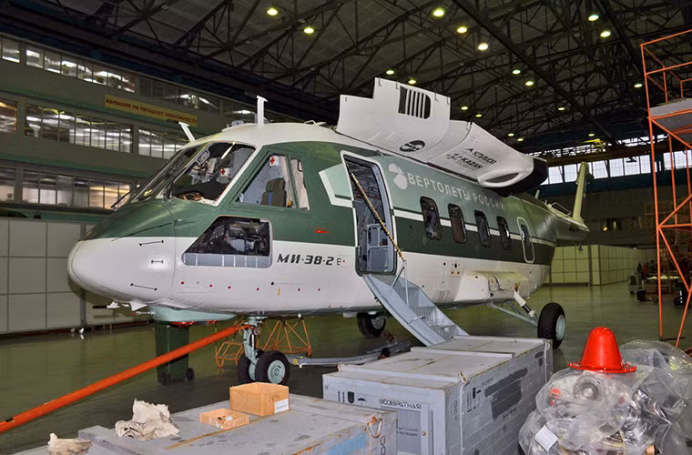 Theo phát ngôn viên của United Engine-Manufacturing - Anastasiya Denisova cho biết, mẫu động cơ được trang bị cho Mi-38 trước đây hầu hết đều do Ukraine sản xuất. Tuy nhiên giờ đây việc sản xuất TV7-117V đều sẽ được thực hiện tại Nga, với 200 đơn vị động cơ mới sẽ được sản xuất trong giai đoạn từ nay đến năm 2020 dành cho cả trực thăng lẫn máy bay vận tải.
