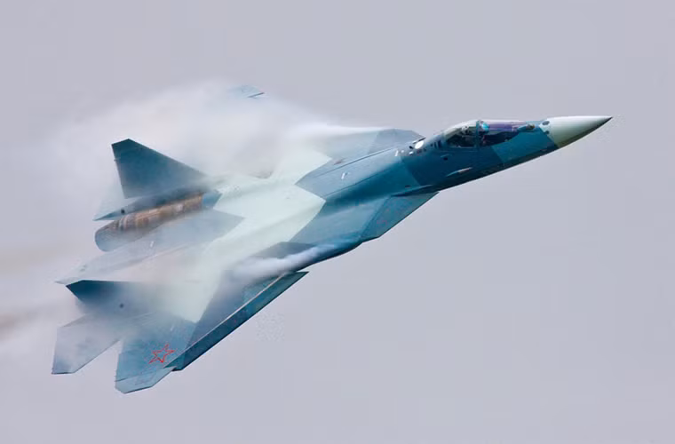 Cho tới thời điểm hiện tại Sukhoi đã sản xuất được 6 nguyên mẫu T-50 và tất cả chúng đều dòng mẫu động cơ phản lực NPO Saturn AL-41F1 (117), dù vậy Nga vẫn lên kế hoạch phát triển mẫu động cơ phản lực mới cho T-50 và AL-41F1 chỉ là giải pháp tạm thời.