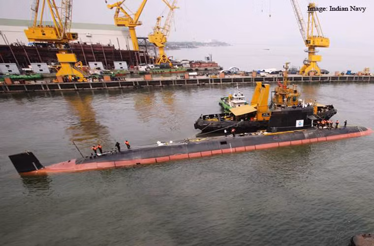 Dự kiến Hải quân Ấn Độ sẽ đóng tiếp năm chiếc Scorpene còn lại cũng tại Mumbai và giá trị của hợp đồng này lên tới 3.56 tỷ USD được ký kết vào năm 2005. Tàu ngầm Scorpene cuối cùng trong hợp đồng này sẽ được Hải quân Ấn Độ đưa vào biên chế từ năm 2020.