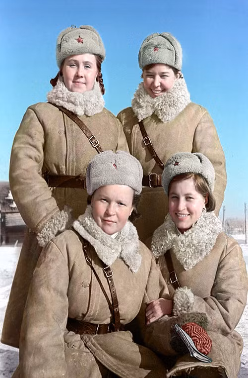 Một tổ giao liên Hồng quân trên mặt trận Volkhov vào năm 1943.