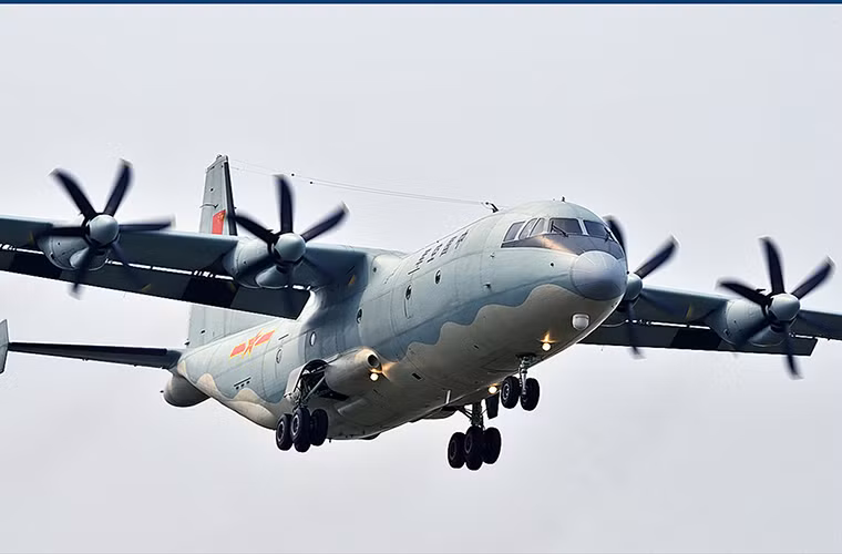 Đầu tháng này, một chiếc Y-9 của Không quân Trung Quốc cũng đã tham gia tập trận chung với Thái Lan trong đợt tập trận hỗn hợp mang tên AM-Hex 2016 tại căn cứ không quân hải quân U-Tapao ở miền đông Thái Lan. Một chiếc vận tải cơ Y-9 được thiết kế để có thể chở theo tới 25 tấn hàng hóa, 106 hành khách hoặc 132 lính dù.