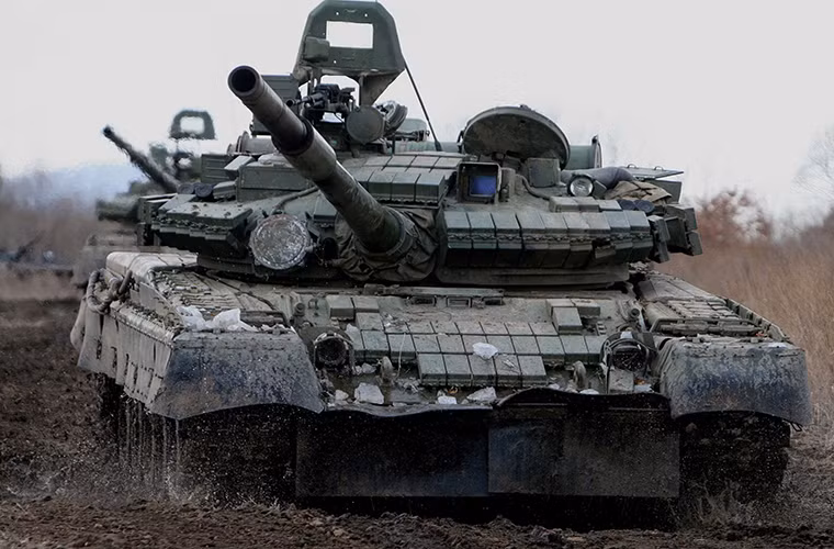 Cũng theo nguồn tin cho biết, việc hiện đại hóa các dòng xe tăng T-80 cũ thay vì phát triển mới đang là xu hướng của ngành công nghiệp chế tạo xe tăng thế giới hiện tại. Khi mà các chương trình nâng cấp cho phép nâng cao đáng kể sức mạnh của các xe tăng cũ cũng như kéo dài thời gian hoạt động của chúng.