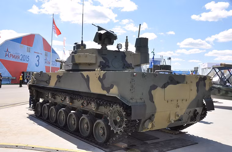 Cả BMP-3 Dragoon và Sprut-SDM1 đều sắp trải qua các thử nghiệm cấp nhà nước của Nga nhằm chuẩn bị cho việc đưa vào trang bị chính thức trong giai đoạn từ nay đến năm 2018.