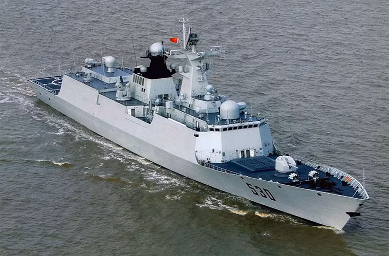 Trong bảng danh sách của Military-Today cũng có một đại diện đến từ Trung Quốc là tàu hộ vệ tàng hình Type 054A. Cho đến năm 2016, Trung Quốc đã đưa vào trang bị tới 21 chiếc Type 054A chỉ trong vòng 8 năm và còn tới hơn ba chiếc khác vẫn đang được đóng mới.