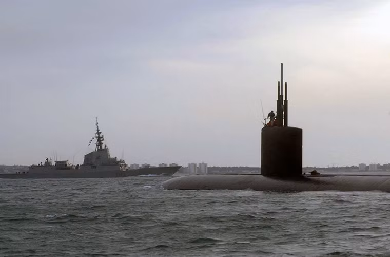 Cũng theo Hải quân Mỹ, sự hiện diện của tàu ngầm hạt nhân USS Springfield tại Địa Trung Hải còn là một phần trong các hoạt động hỗ trợ của Mỹ nhằm bảo vệ lợi ích an ninh các nước đồng minh trong khu vực và cũng là nhiệm vụ chính của Hạm đội 6 từ trước cho tới nay.