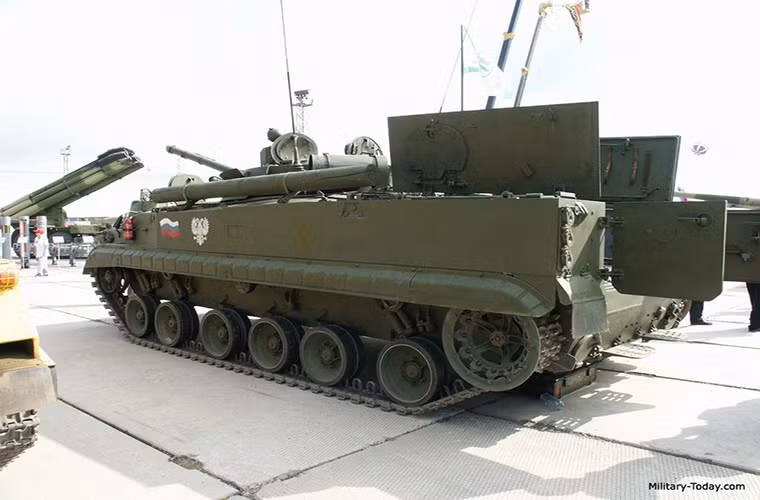 Cả hai dòng xe chiến đấu bộ binh BMP và xe bọc thép chở quân BTR tiêu chuẩn của Quân đội Nga hiện nay trong các đơn vị bộ binh cơ giới hay trinh sát và hậu cần đều không thể tự bảo vệ nổi mình trước các loại vũ khí thông thường của đối phương. Chúng hầu như không có cơ hội sống sót nếu phải chạm trán trực diện với các đơn vị cơ giới của Phương Tây nếu như không được hiện đại hóa.