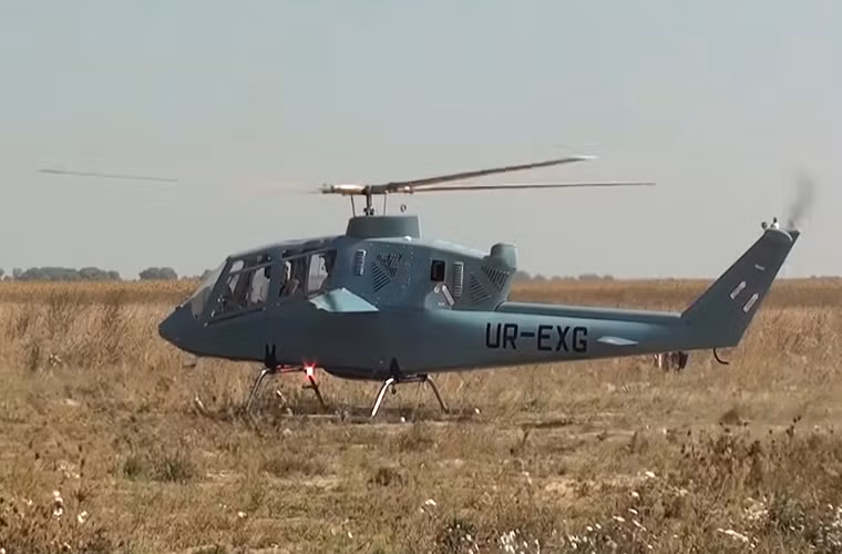 Với cấu hình này, trực thăng tấn công VV-2 chỉ có thể bay với vận tốc tối đa 240km/h với phạm vi hoạt động chỉ 500km ở trần bay tối đa 4.000m. Trên thực tế, VV-2 phù hợp với vai trò là một mẫu trực thăng trinh sát hạng nhẹ hơn là tấn công.