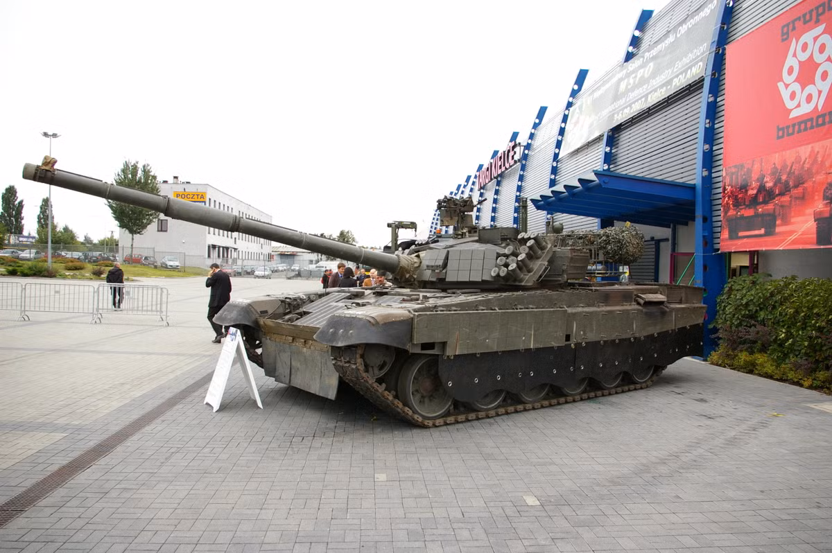 Ukraine muon nang cap xe tang PT-91 cua Ba Lan