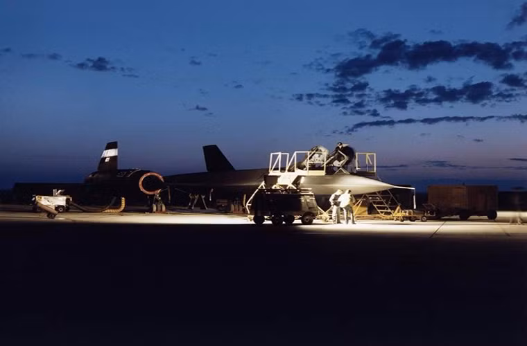 Vào năm 1976, SR-71 là mẫu máy bay có người lái nhanh nhất trên thế giới với tốc độ bay lên đến hơn 3.540km/h (Mach 3.3).