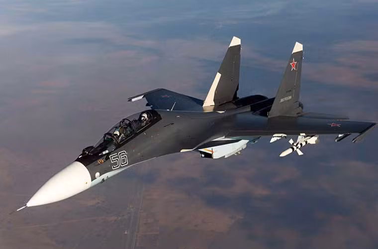 Tiêm kích đa năng Su-30SM là biến thể hiện đại nhất trong dòng chiến đấu cơ Su-30 của Nga.