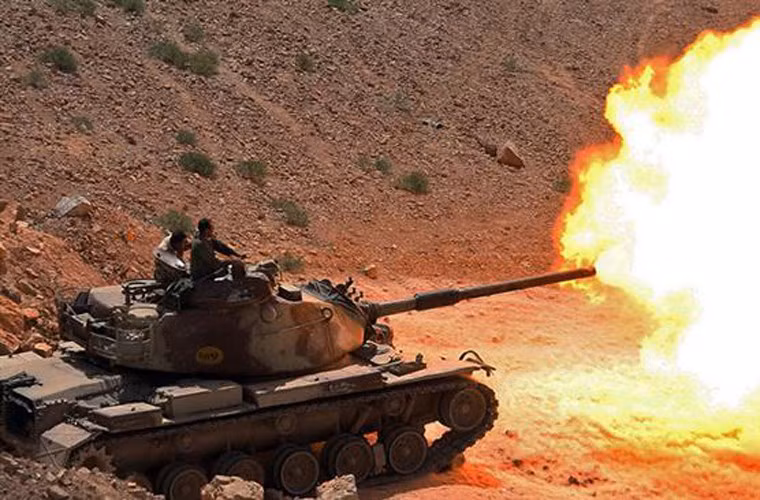 Hiện tại Iran còn sở hữu hơn 100 chiếc M60A1 mua từ Mỹ và được đưa vào biên chế từ những năm 1970. Sau Cách mạng Hồi giáo với lệnh cấm vận vũ khí từ Washington Iran hầu như không thể sử dụng số xe tăng này, tuy nhiên sau đó Liên Xô đã giúp Iran nâng cấp và hiện đại những chiếc M60A1.