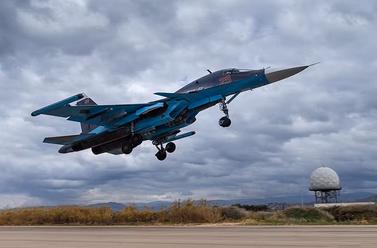 Hiện tại Không quân Nga vẫn duy trì 50-60 máy bay ném bom Su-34, Su-24M2 và Su-25SM tại căn cứ ở Syria.